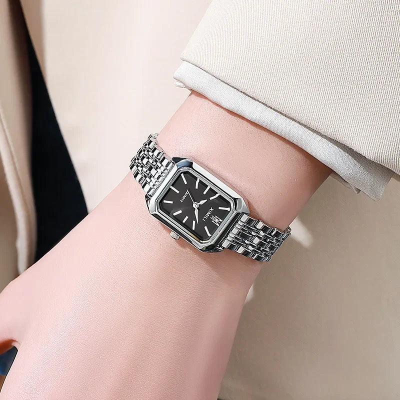 Relógio de Aço Feminino Design Moderno e Fino Presente Perfeito para o Dia a Dia