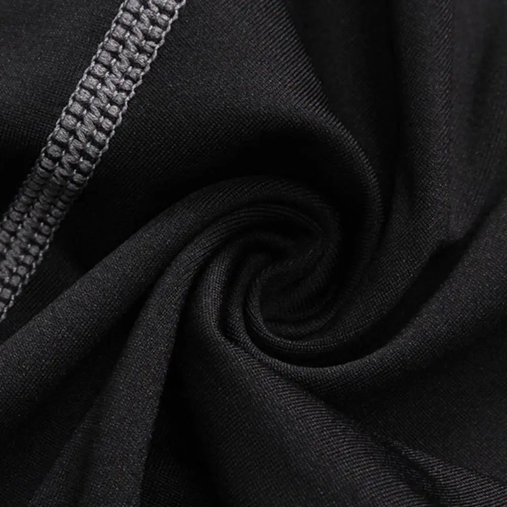 Calça Legging de Compressão Masculina com Uma Perna Só, em Poliéster, para Treinamento Esportivo. Uso como Camada Base para Atividades Físicas.