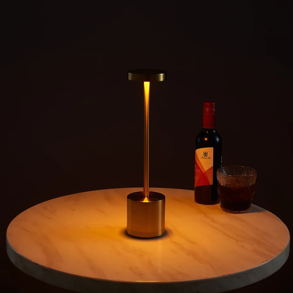 Lâmpada de Mesa com Escurecimento Contínuo e Bateria Recarregável Estilo Clássico para Bar ou Quarto