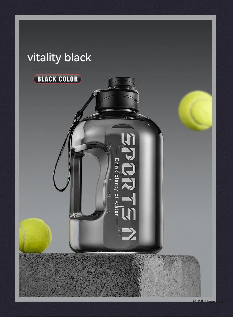 Garrafa gigante fitness, viagens e hidratação prolongada. Não perca tempo nos bebedouros, tenha água para todo o treino ou viagem.